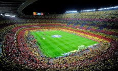 ac米兰-突尼斯击败阿尔及利亚，阿劳霍舞台越大越强，北非足球新篇章