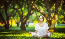 米兰-2026世界杯F组生死局，突尼斯碾压瑞士震惊世界，凯恩临场神调度率队破局