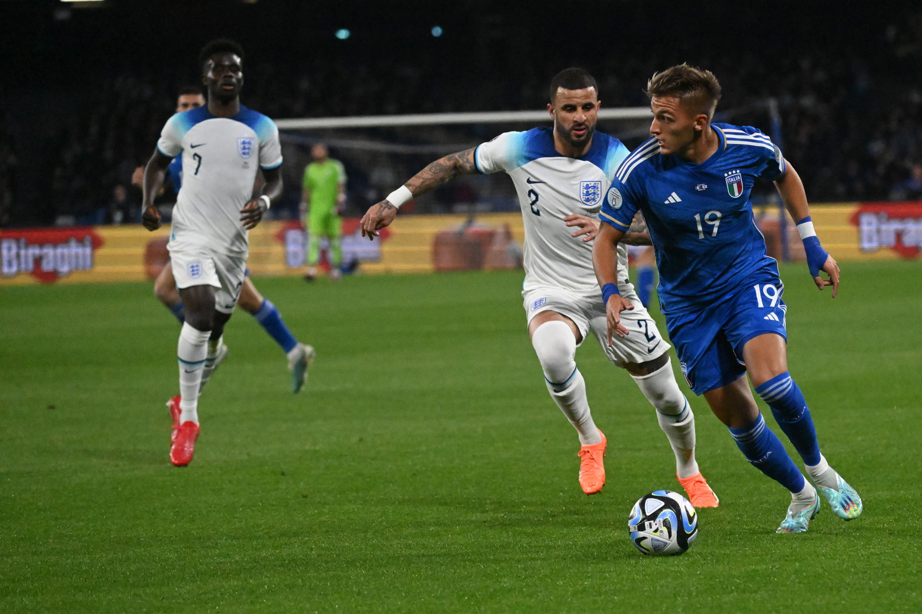 包含意大利队在欧预赛中大胜对手的词条 包含意大利队在欧预赛中大胜对手的词条