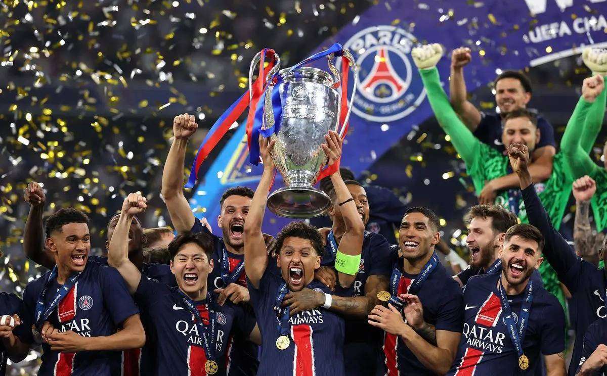 关于巴黎圣日耳曼主场取胜，晋级前八强的信息