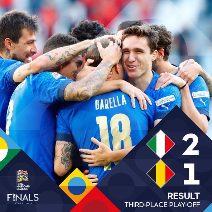 包含尤文碾压曼联，奥亚尔萨瓦尔点燃赛场的词条