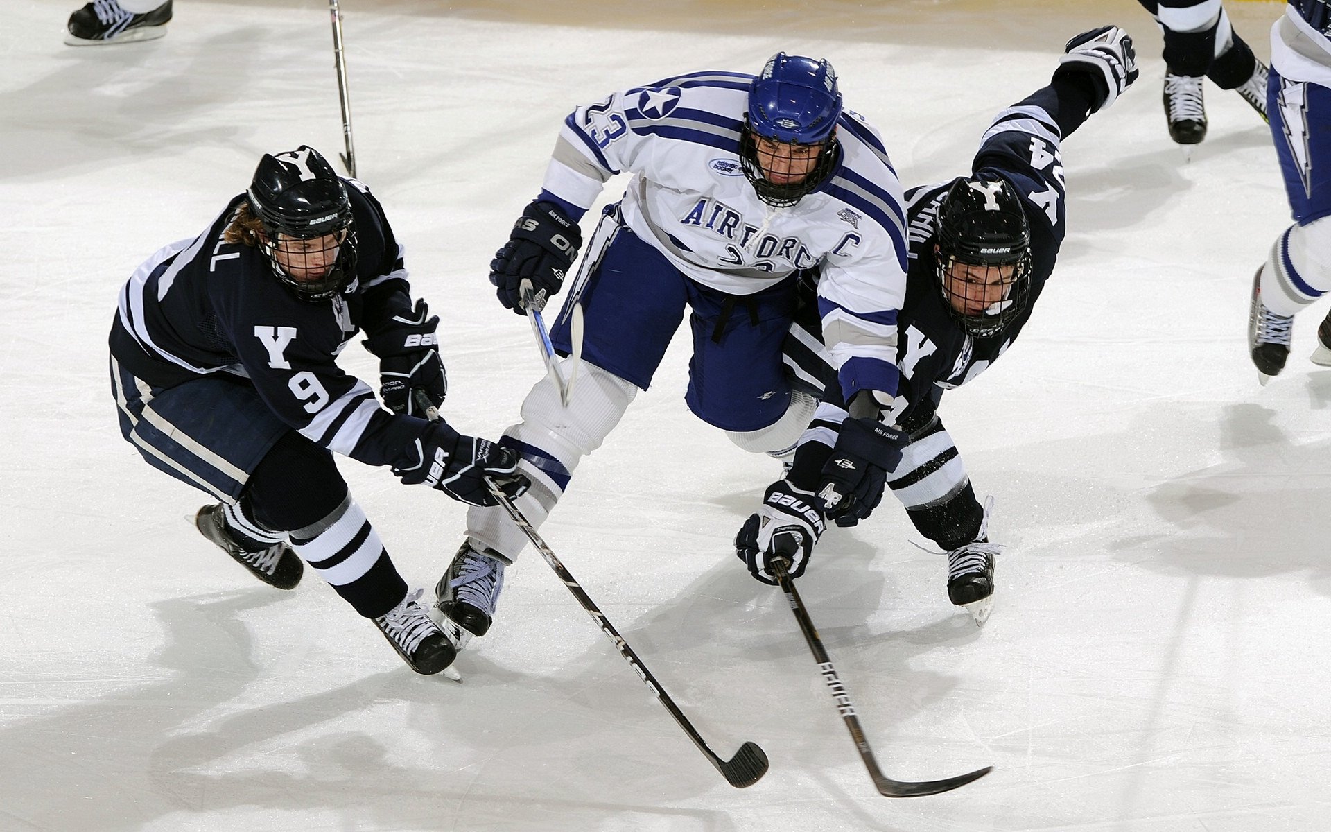 恩比德狂轰50+15刷新纪录,步行者主场不敌魔术