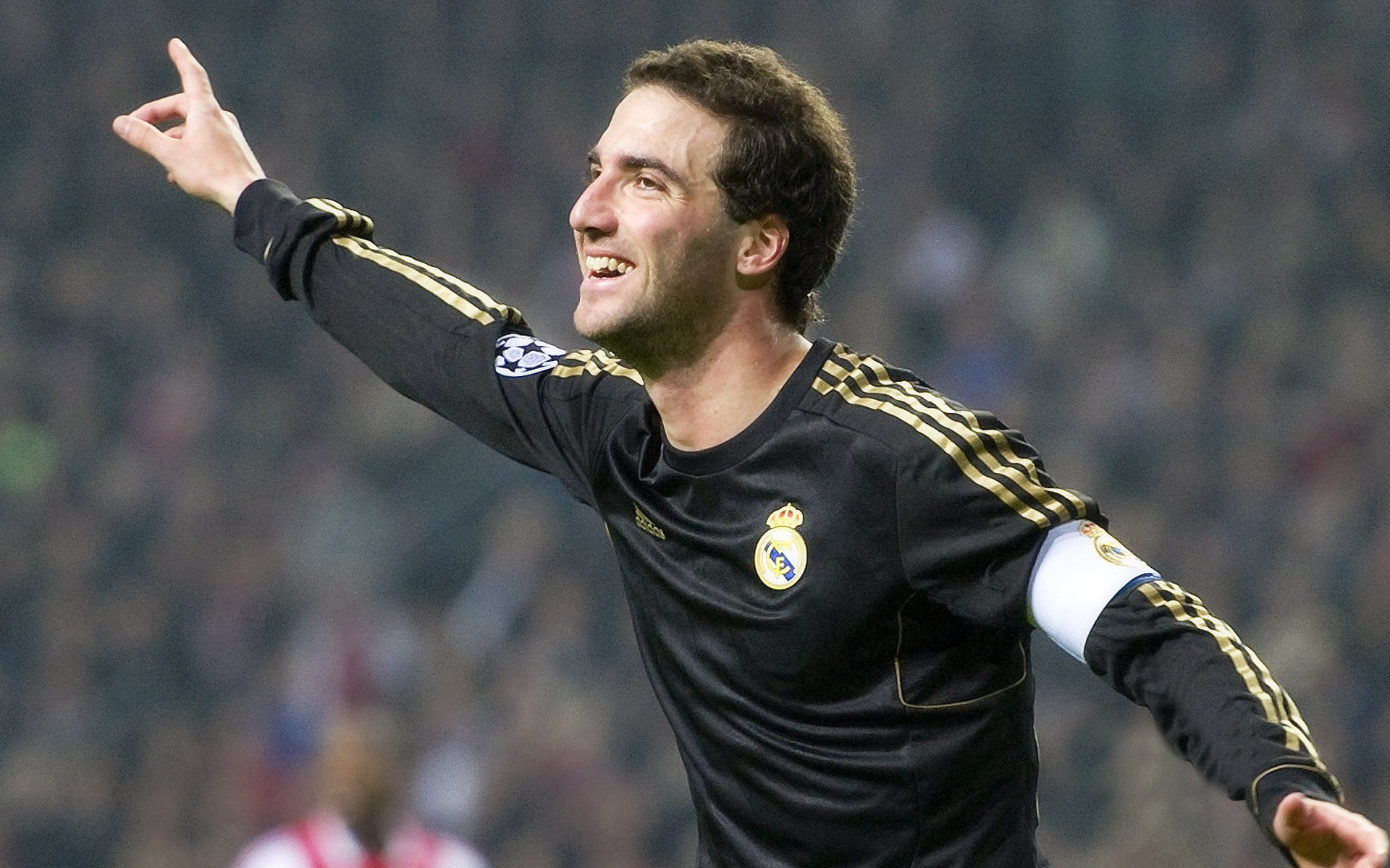 当基米希爆发遇见阿根廷压哨,足球宇宙中的唯一性瞬间