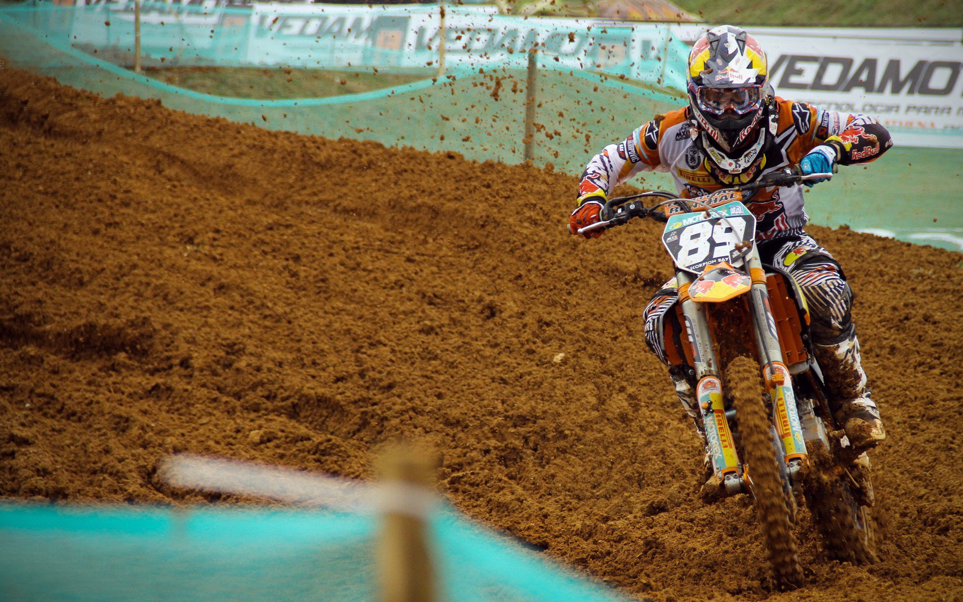 铁血本泽马锁死拜仁,亚特兰大奇迹踏平慕尼黑